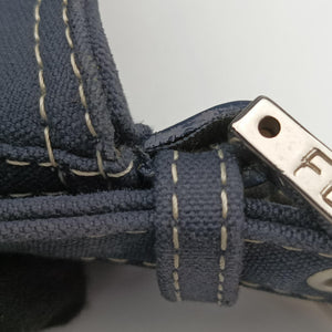 Pre-owned Fendi Mamma Bucket Navy Denim 22112 shoulderbag | stylenewstar