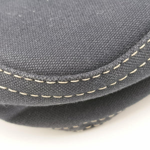 Pre-owned Fendi Mamma Bucket Navy Denim 22112 shoulderbag | stylenewstar