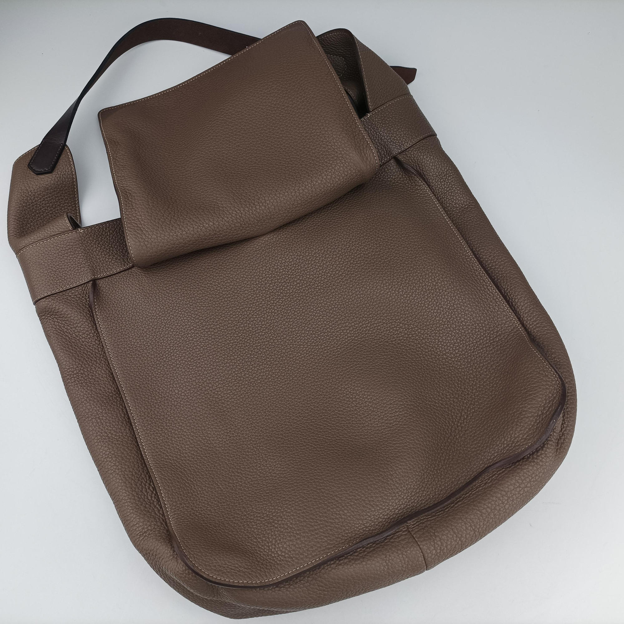 Pre-owned Hermes MarwariGM Etoupe Taurillon Clemence  shoulderbag | stylenewstar