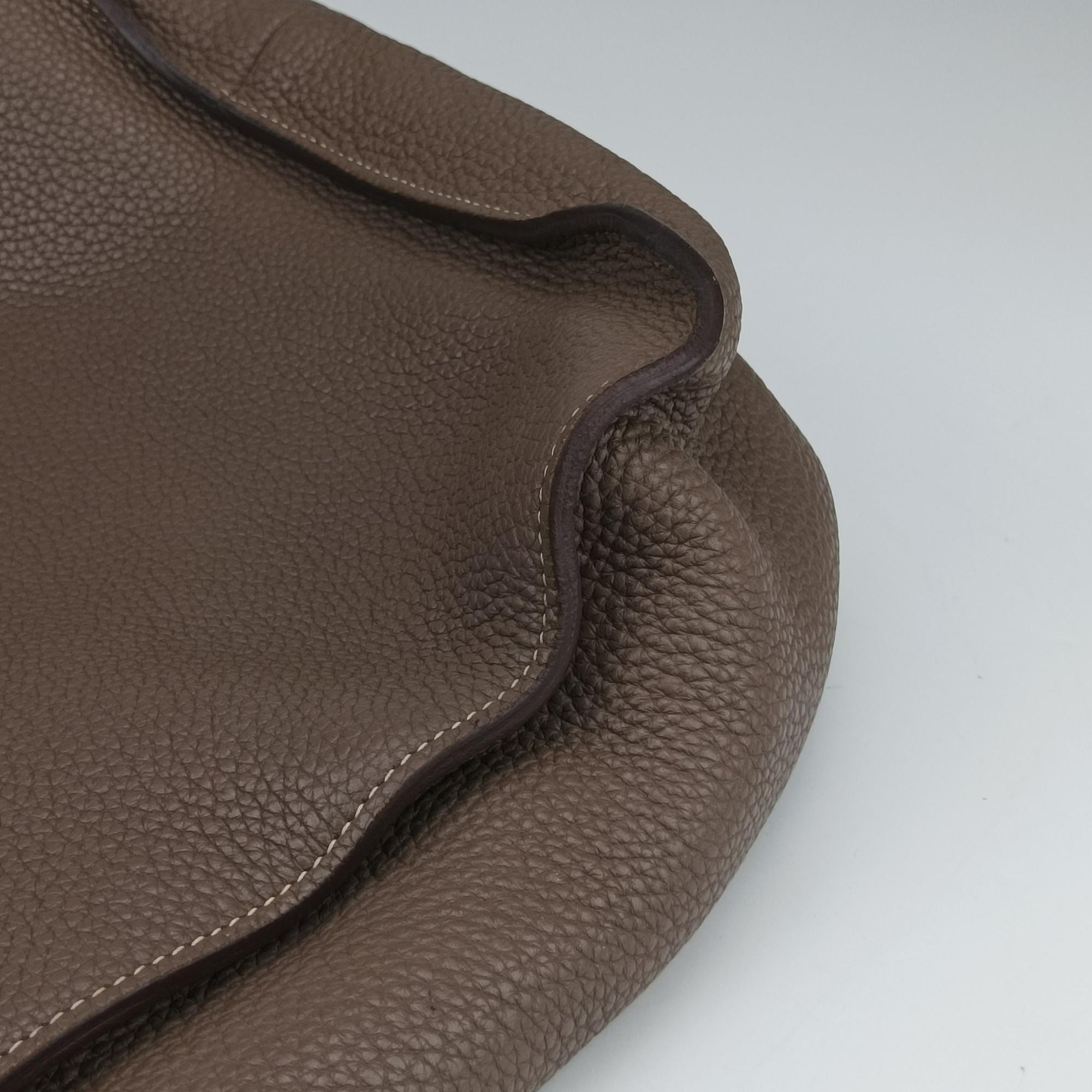 Pre-owned Hermes MarwariGM Etoupe Taurillon Clemence  shoulderbag | stylenewstar