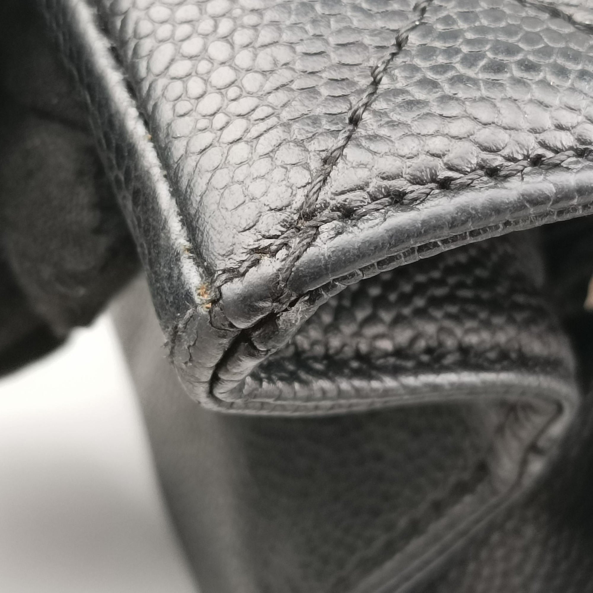 Pre-owned Chanel Matelasse Cocomark GST Black caviar skin A20995 shoulderbag | stylenewstar