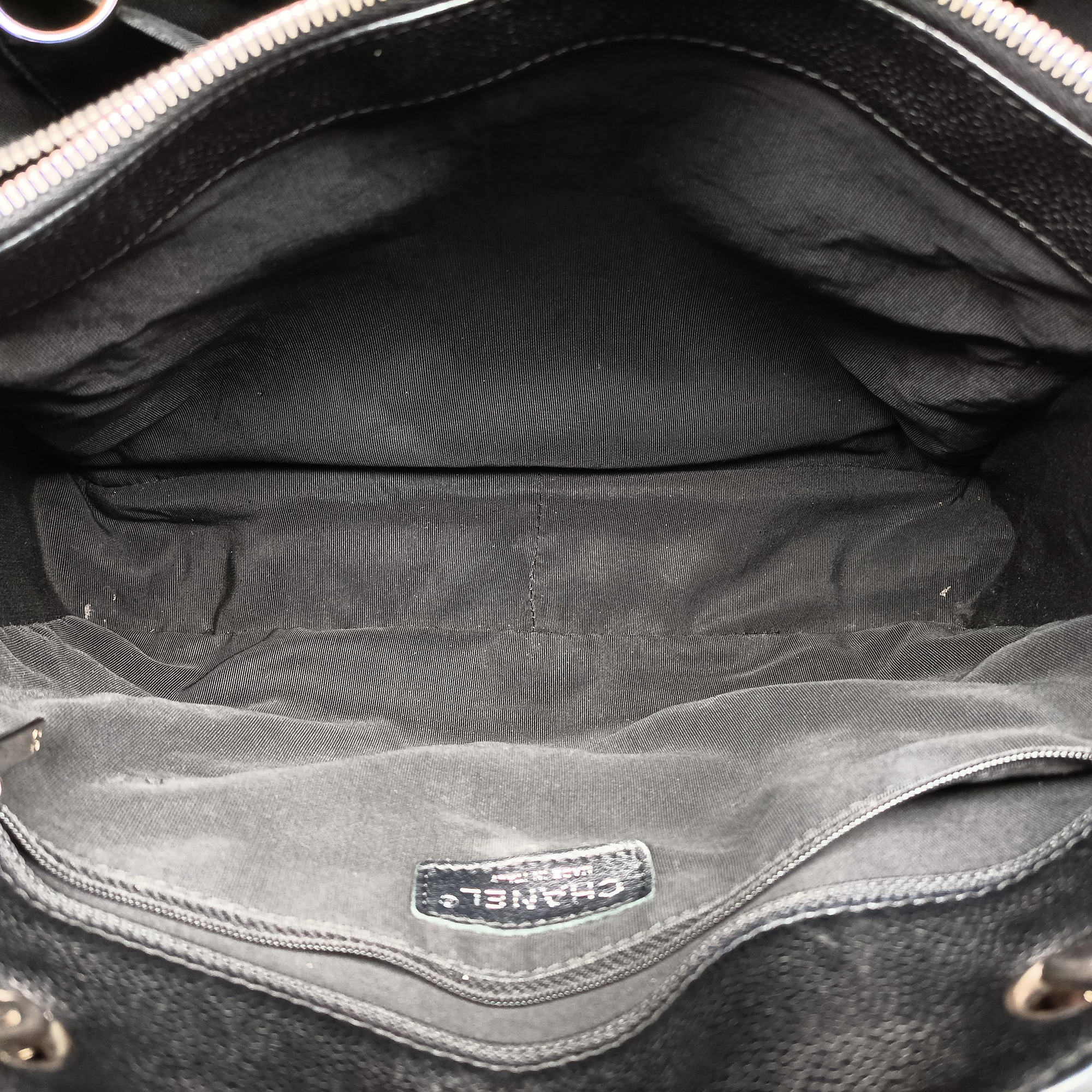 Pre-owned Chanel Matelasse Cocomark GST Black caviar skin A20995 shoulderbag | stylenewstar