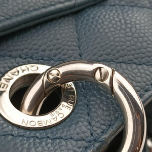 Pre-owned Chanel Matelasse Cocomark GST Blue caviar skin A50995 shoulderbag | stylenewstar