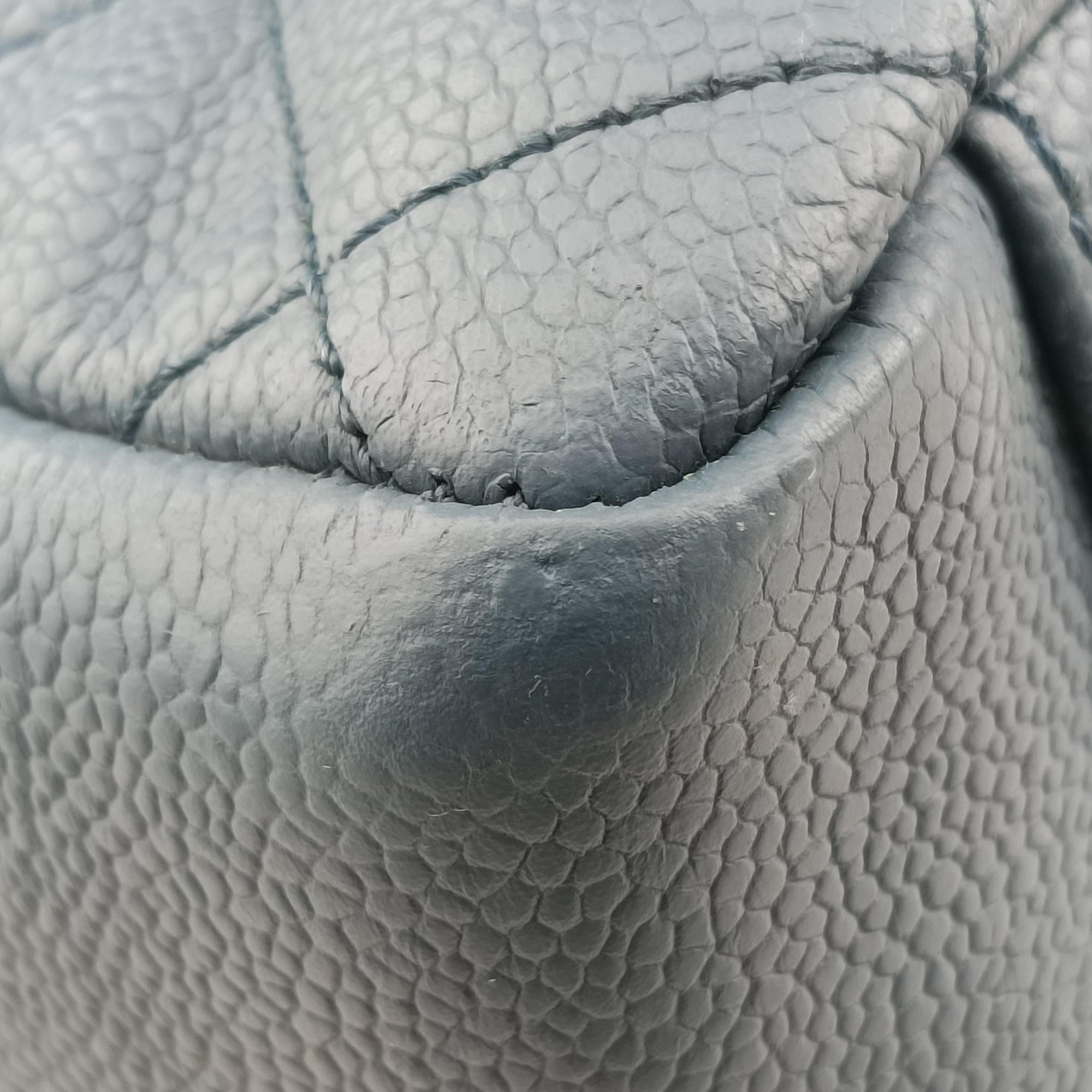 Pre-owned Chanel Matelasse Cocomark GST Blue caviar skin A50995 shoulderbag | stylenewstar
