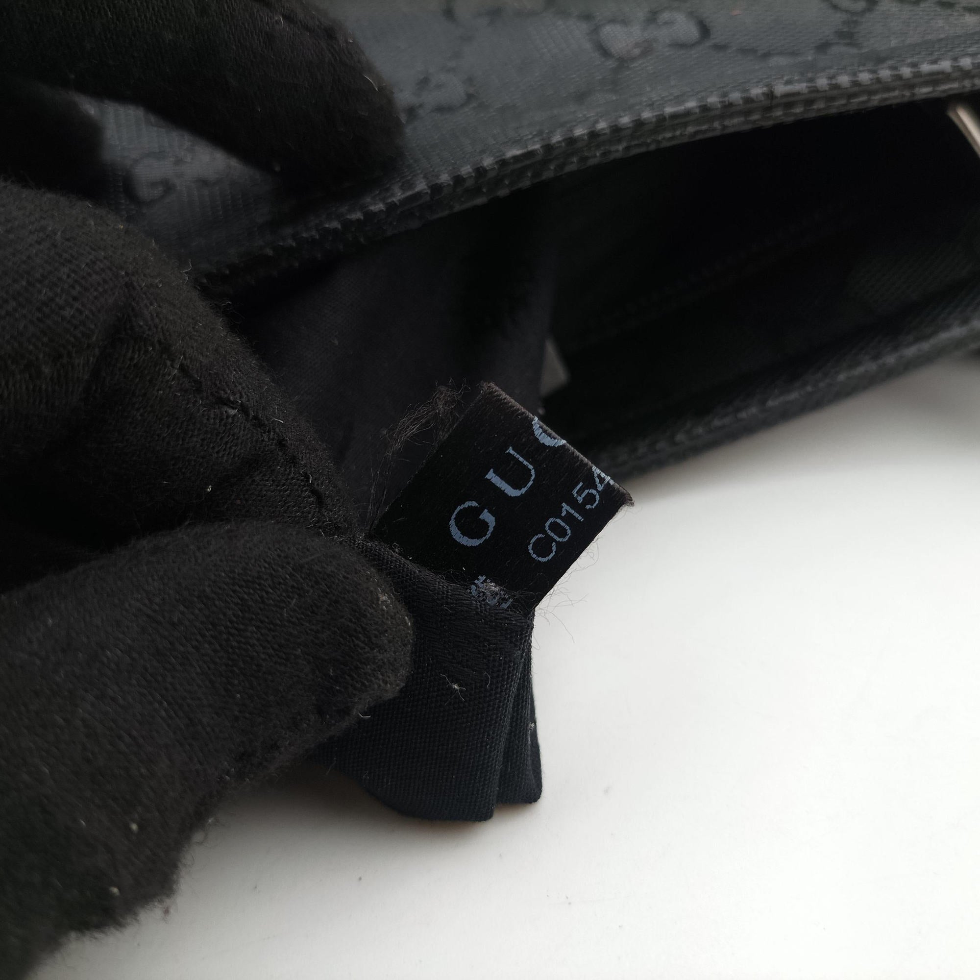 Vintage Gucci GG Imprime Messenger Black PVC coated canvas x Leather 295257 shoulderbag | stylenewstar