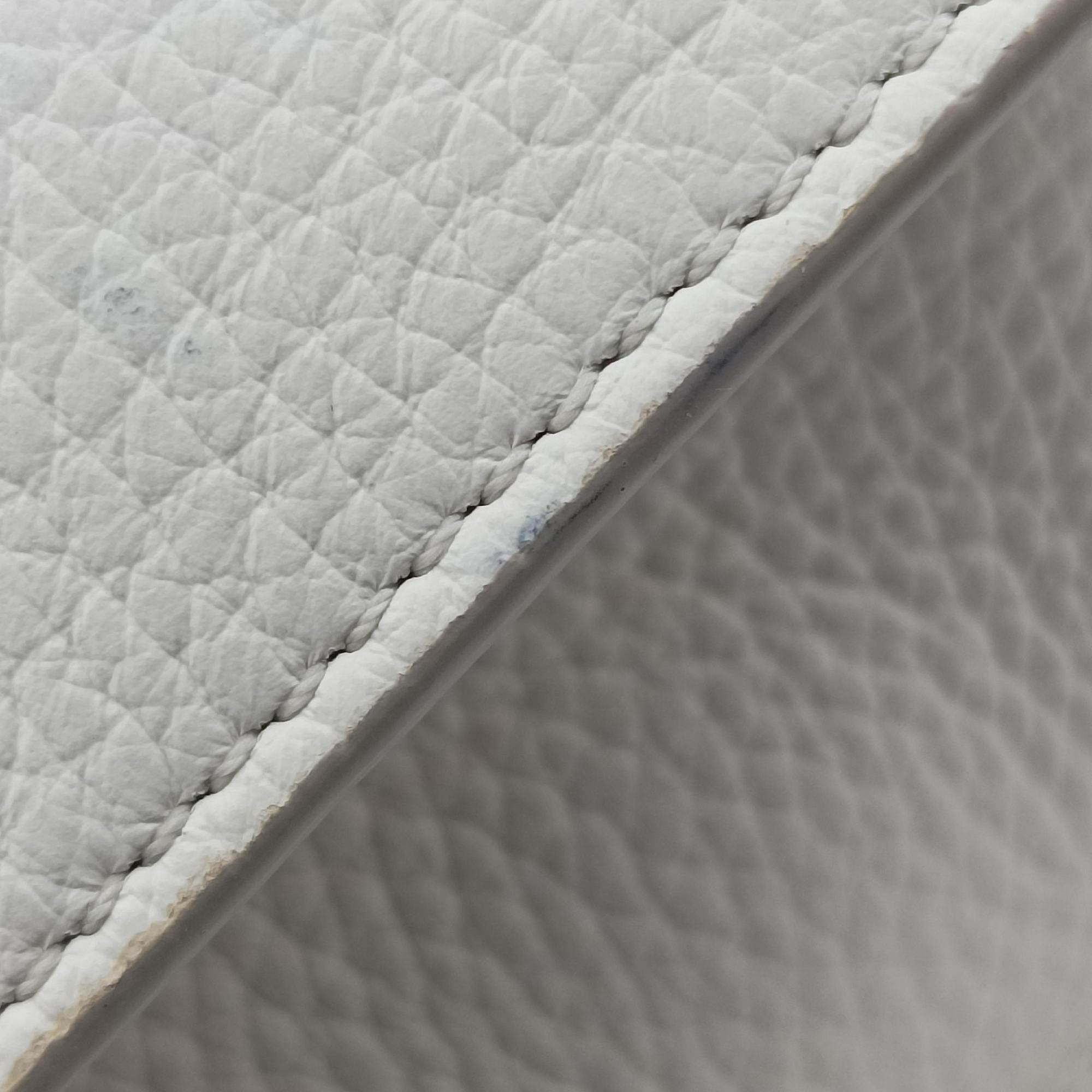 Secondhand TODS Thea White Leather  shoulderbag | stylenewstar
