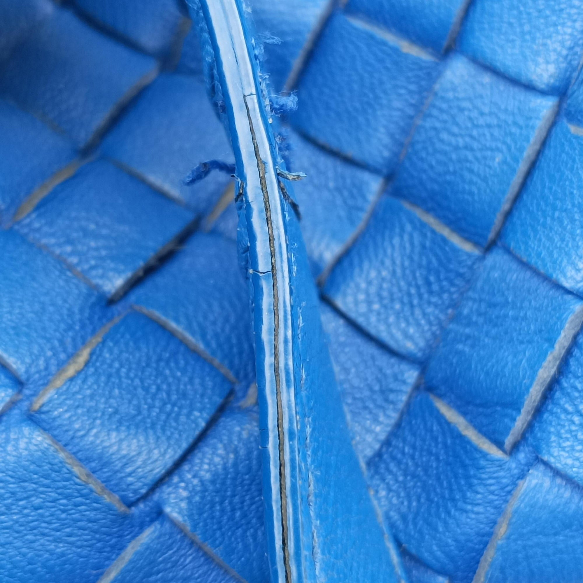 Secondhand Bottega Veneta Intrecciato Blue lambskin  shoulderbag | stylenewstar