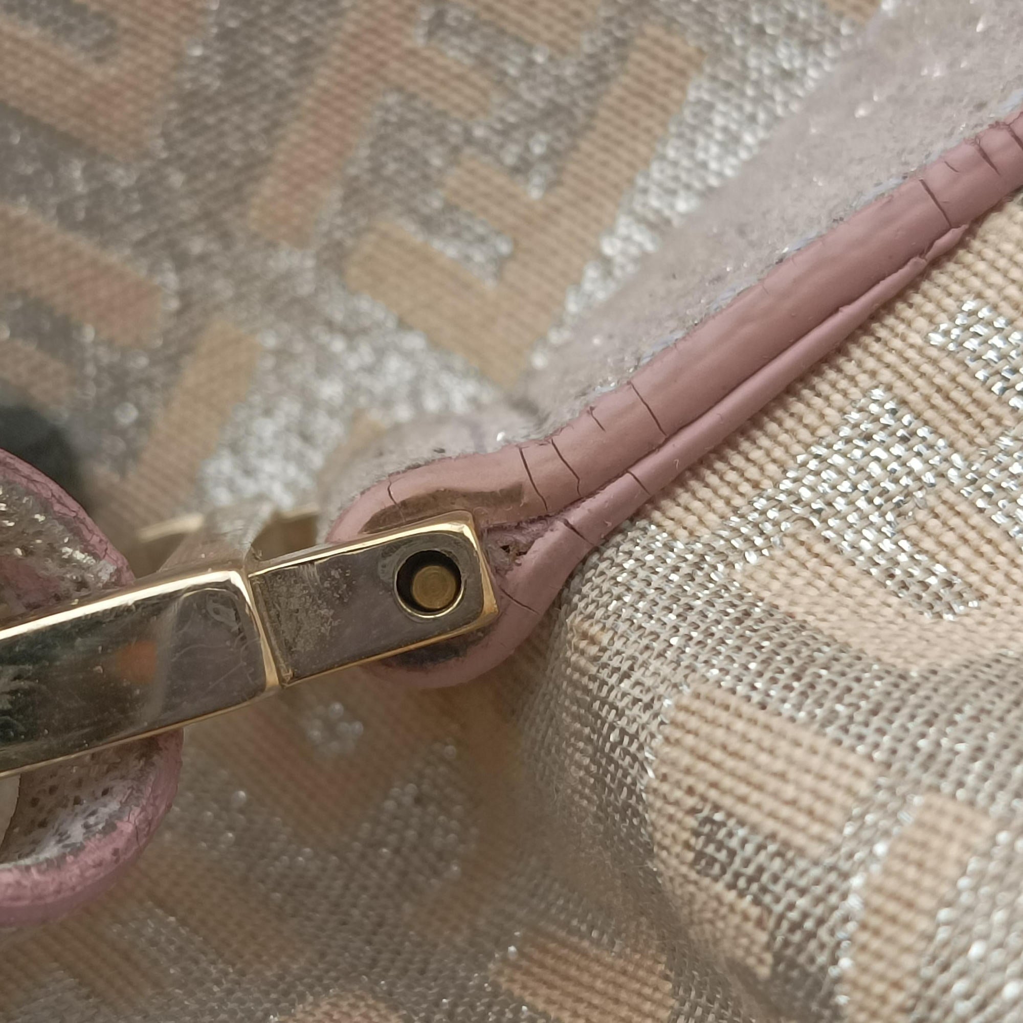 Pre-owned Fendi Zucchino Glitter Logo Pink Canvas 8BL068 handbag | stylenewstar