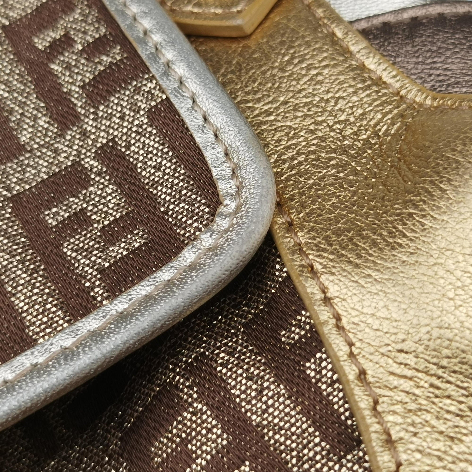 Pre-owned Fendi Zucchino Borsa golden×Multicolour canvas×leather 8BR429 shoulderbag | stylenewstar