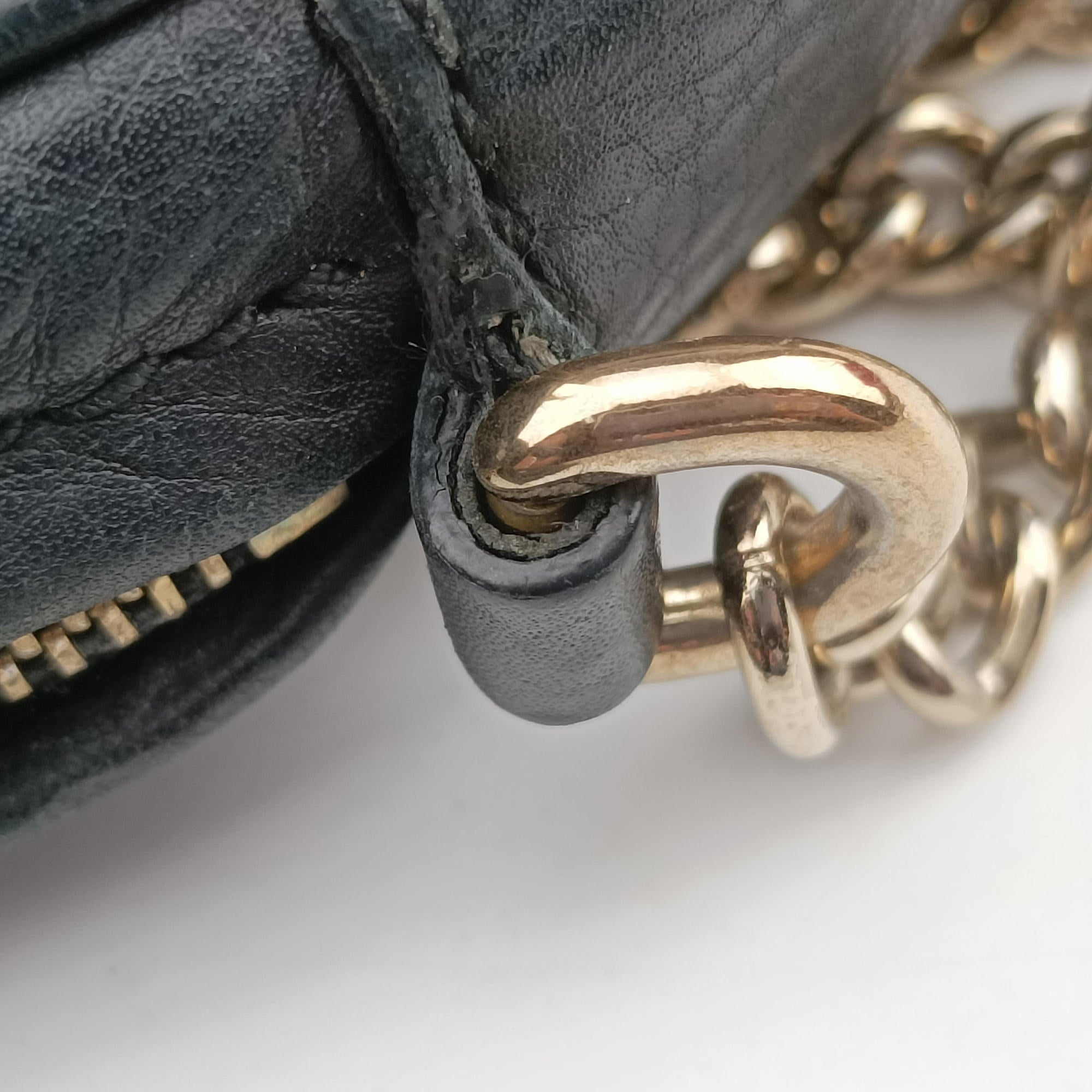 Pre-owned Gucci Soho Black Leather 353965 shoulderbag | stylenewstar