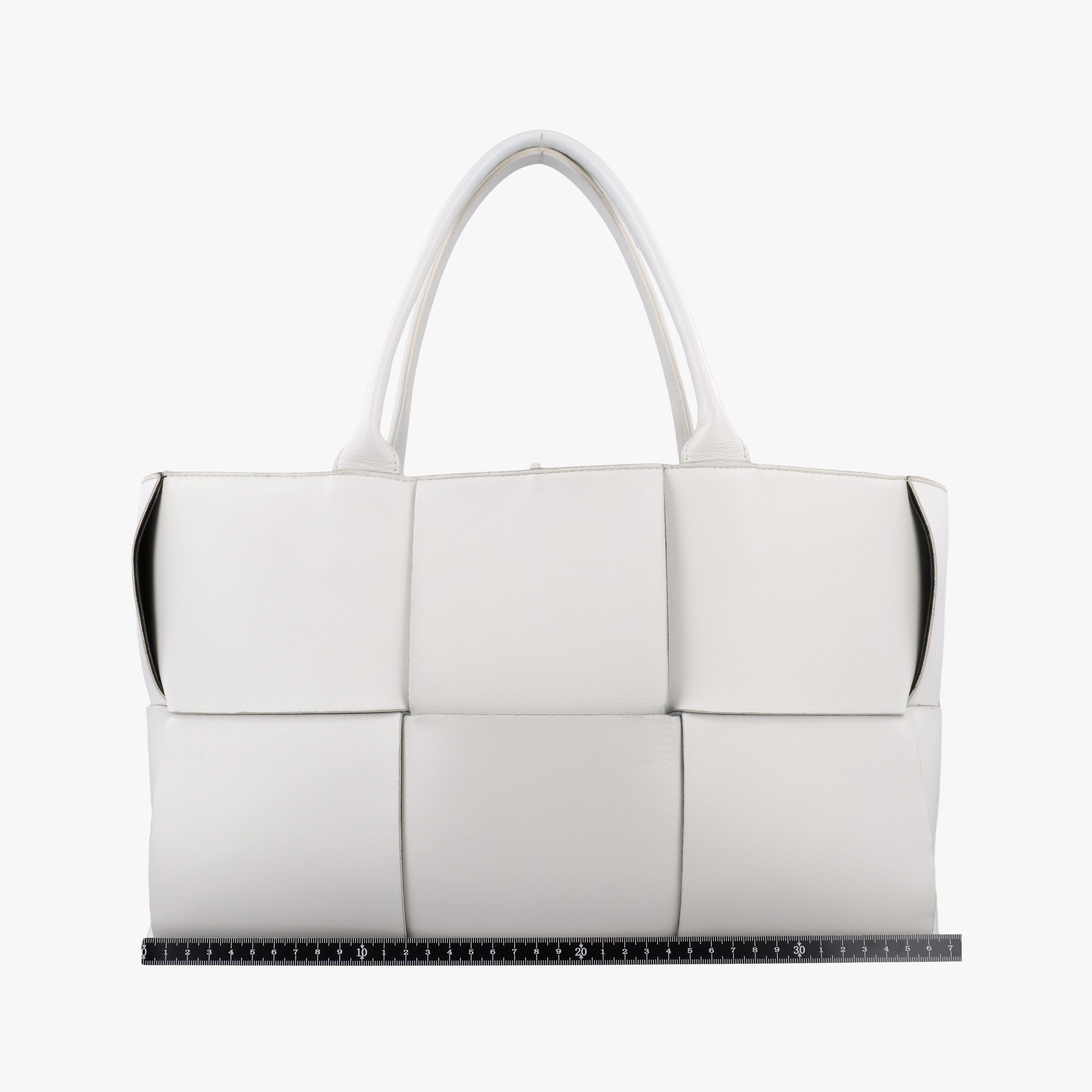 Pre-owned Bottega Veneta The Arcotote White lambskin  handbag | stylenewstar