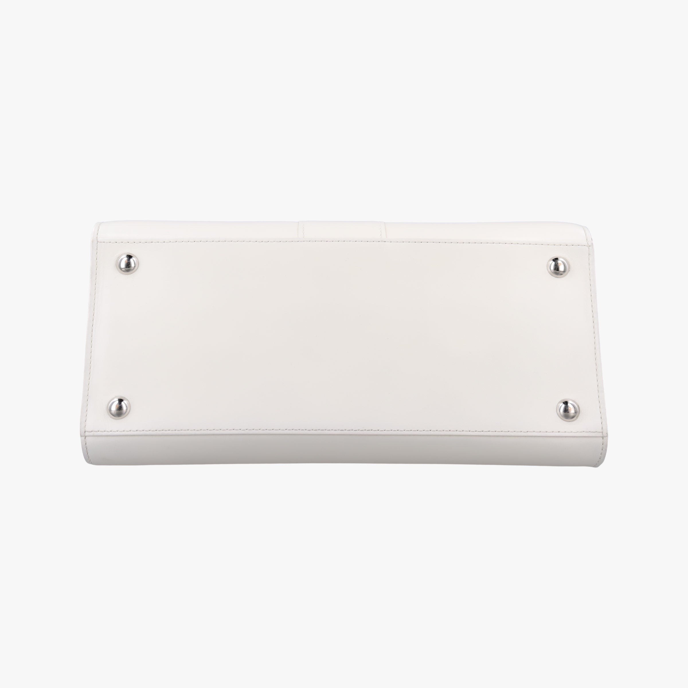 Secondhand Delvaux Brillon MM
 White Leather  shoulderbag | stylenewstar