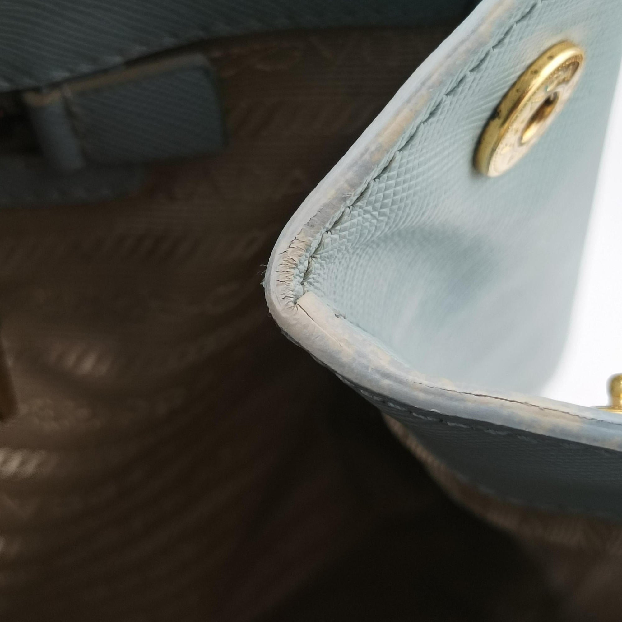 Pre-owned Prada Galleria Blue SAFFIANO Leather BN2274 handbag | stylenewstar
