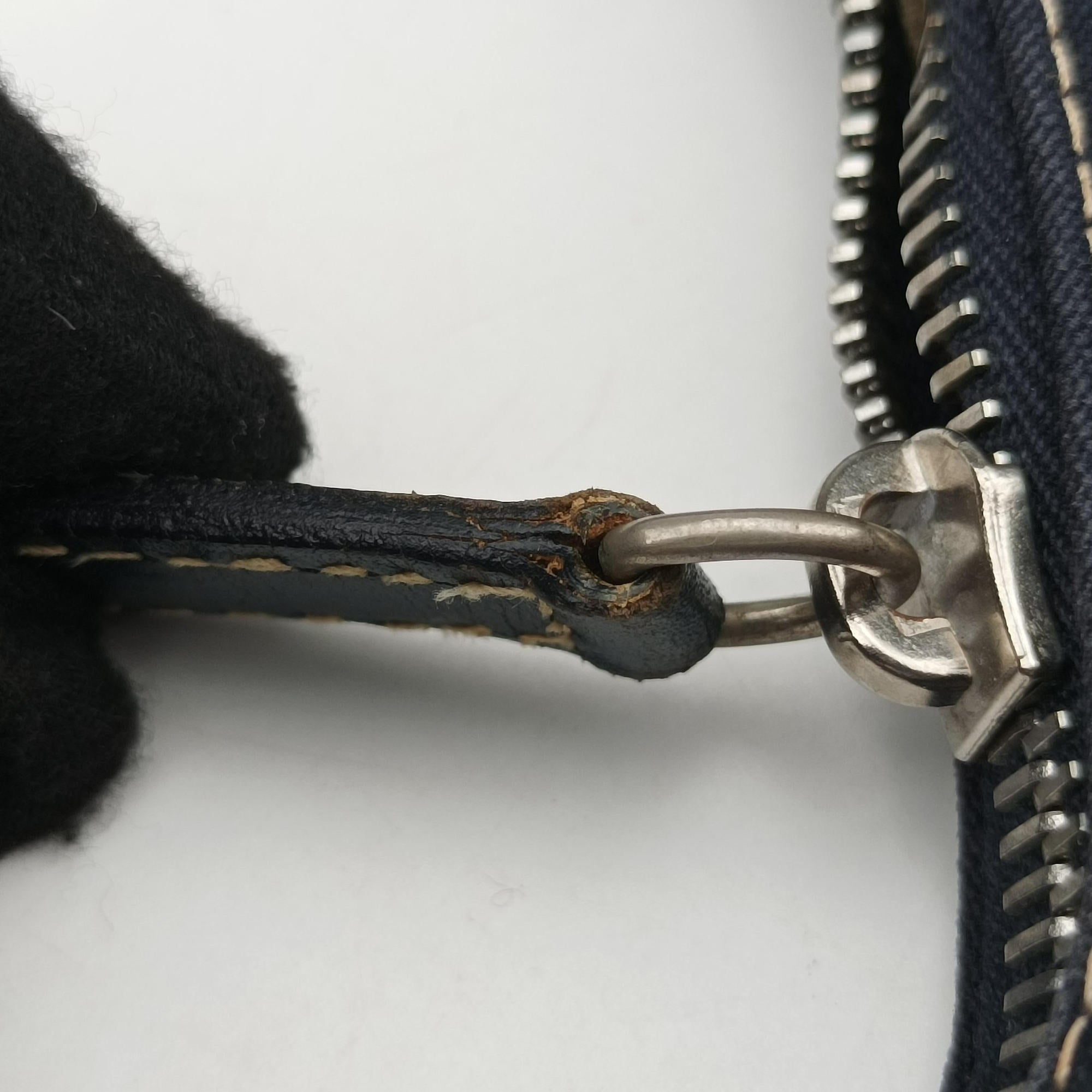 Pre-owned Fendi Baguette Blue Denim 09 632 shoulderbag | stylenewstar