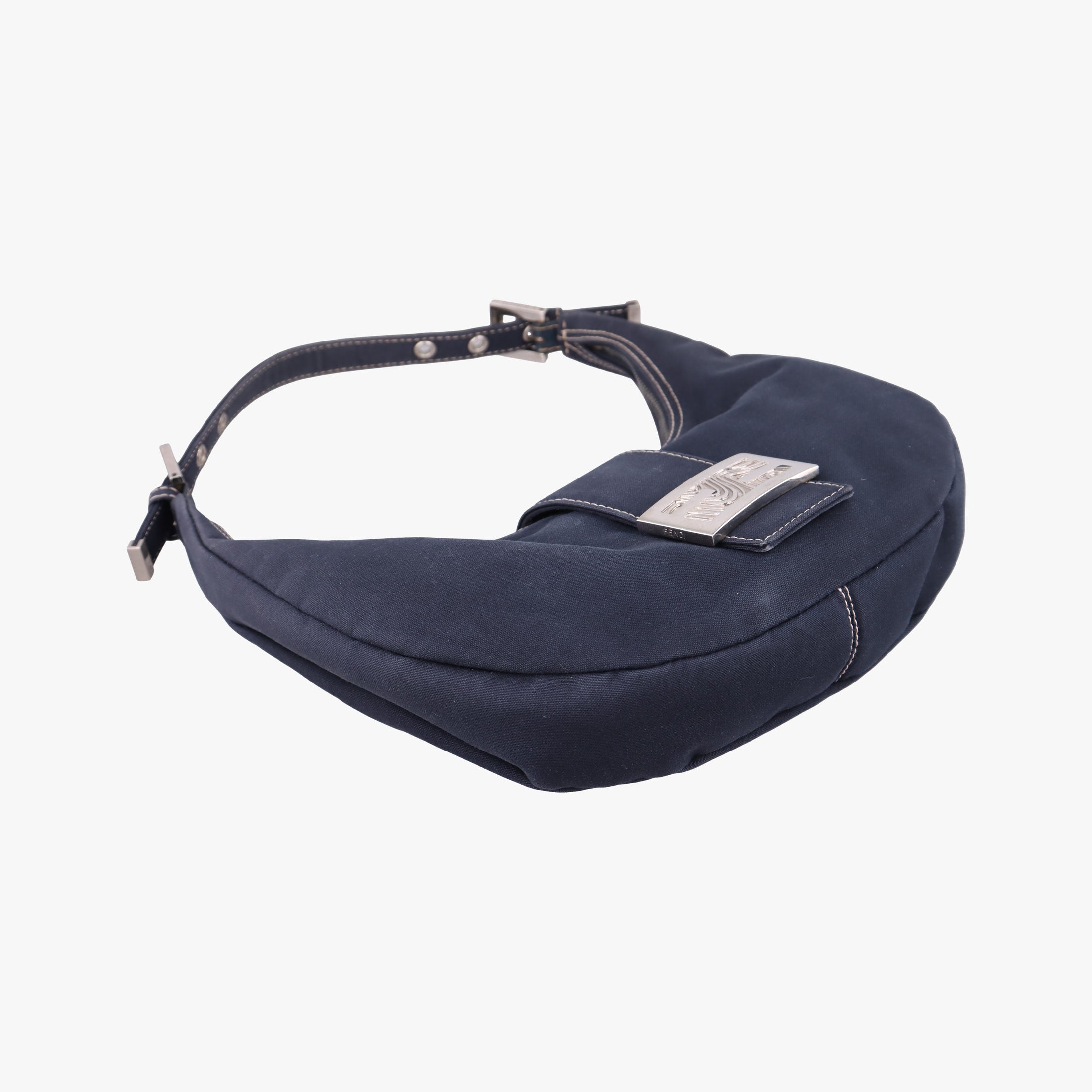 Pre-owned Fendi Baguette Blue Denim 09 632 shoulderbag | stylenewstar
