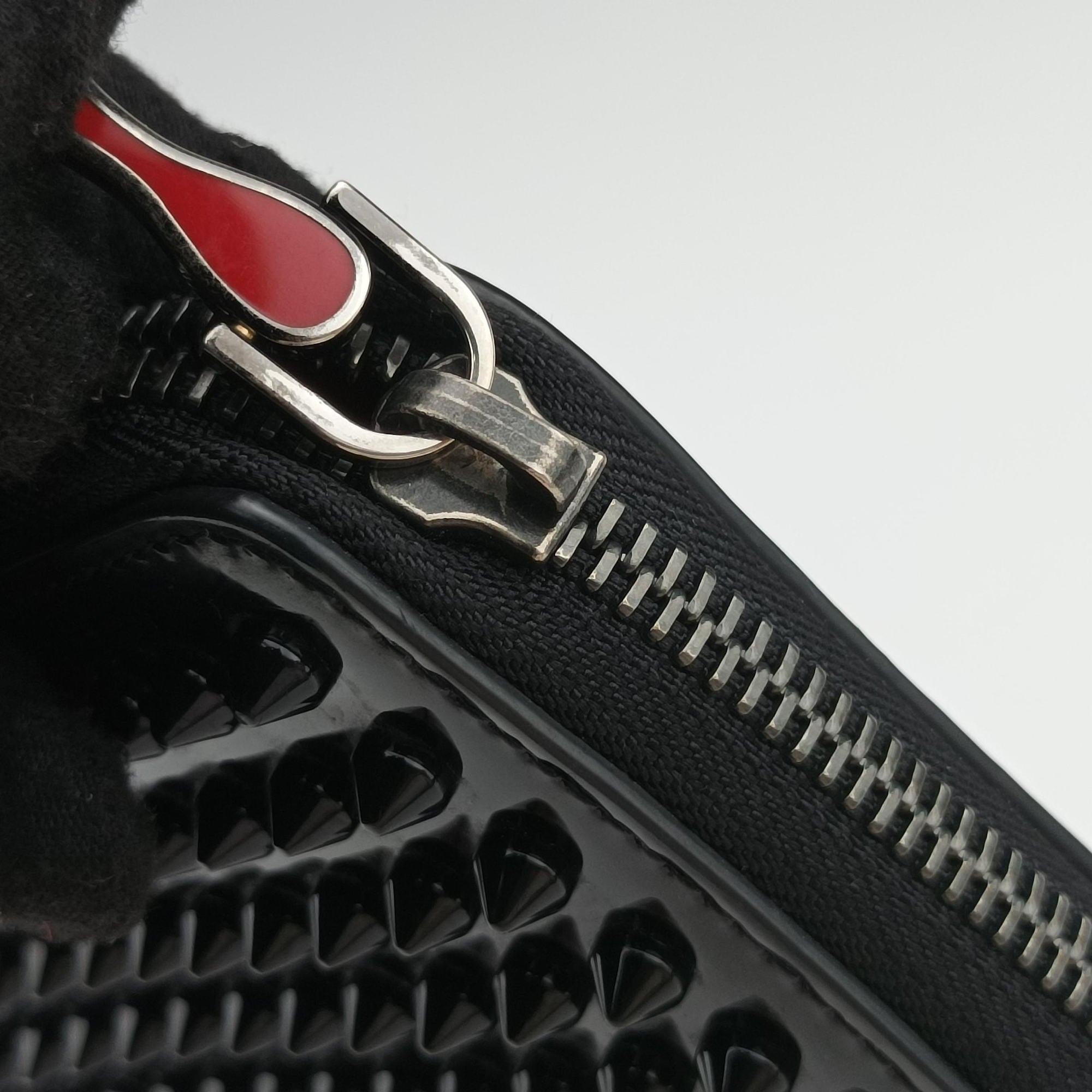 Pre-owned Christian Louboutin Studded Panettone Black Leather  clutchbag | stylenewstar
