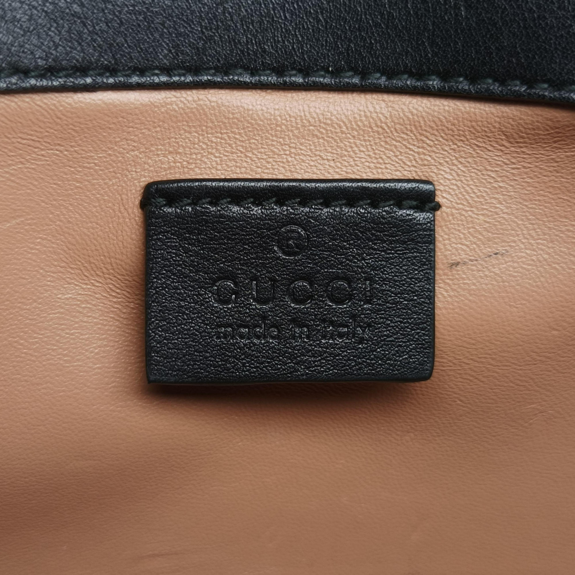 Pre-owned Gucci Broadway Black velour 489218 shoulderbag | stylenewstar