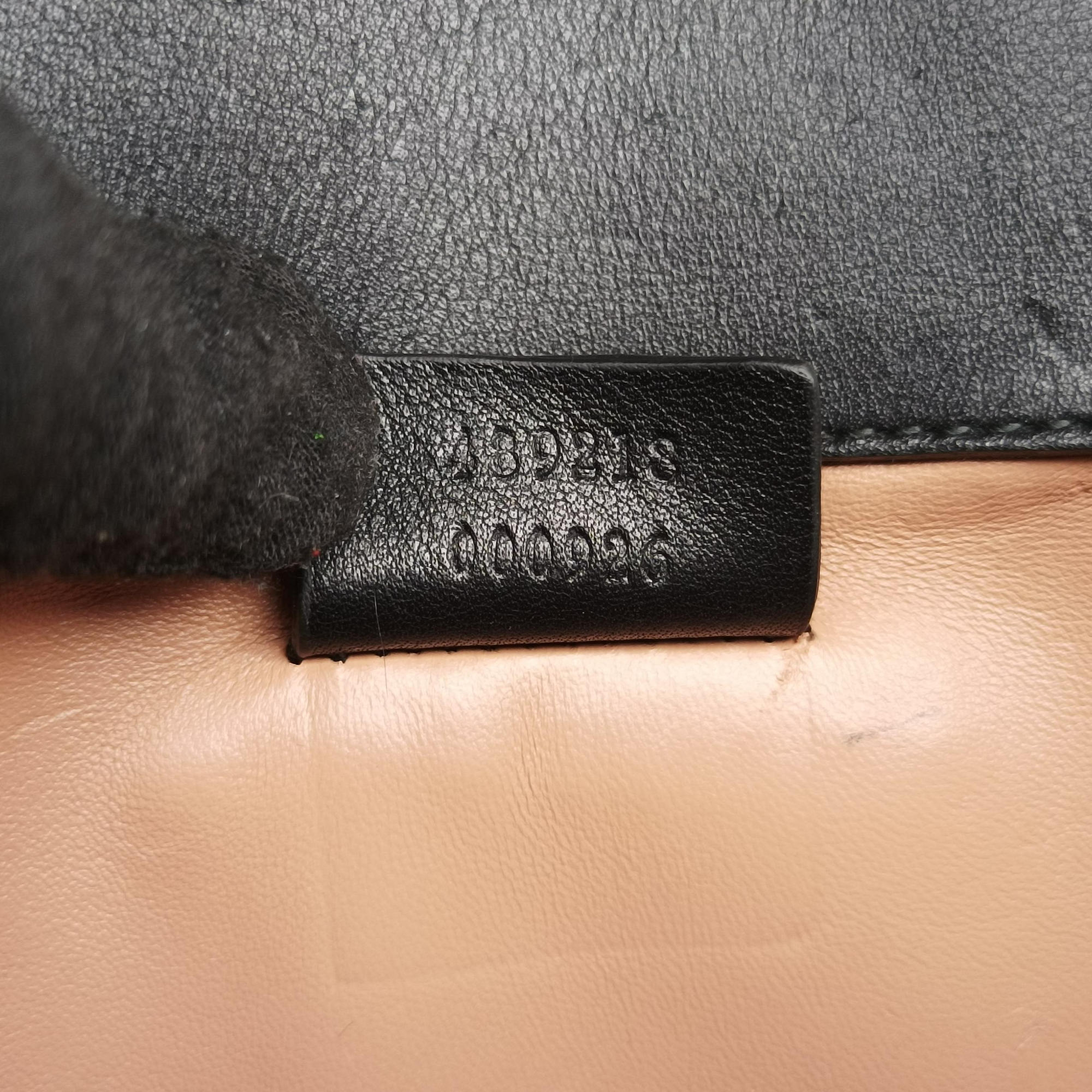 Pre-owned Gucci Broadway Black velour 489218 shoulderbag | stylenewstar