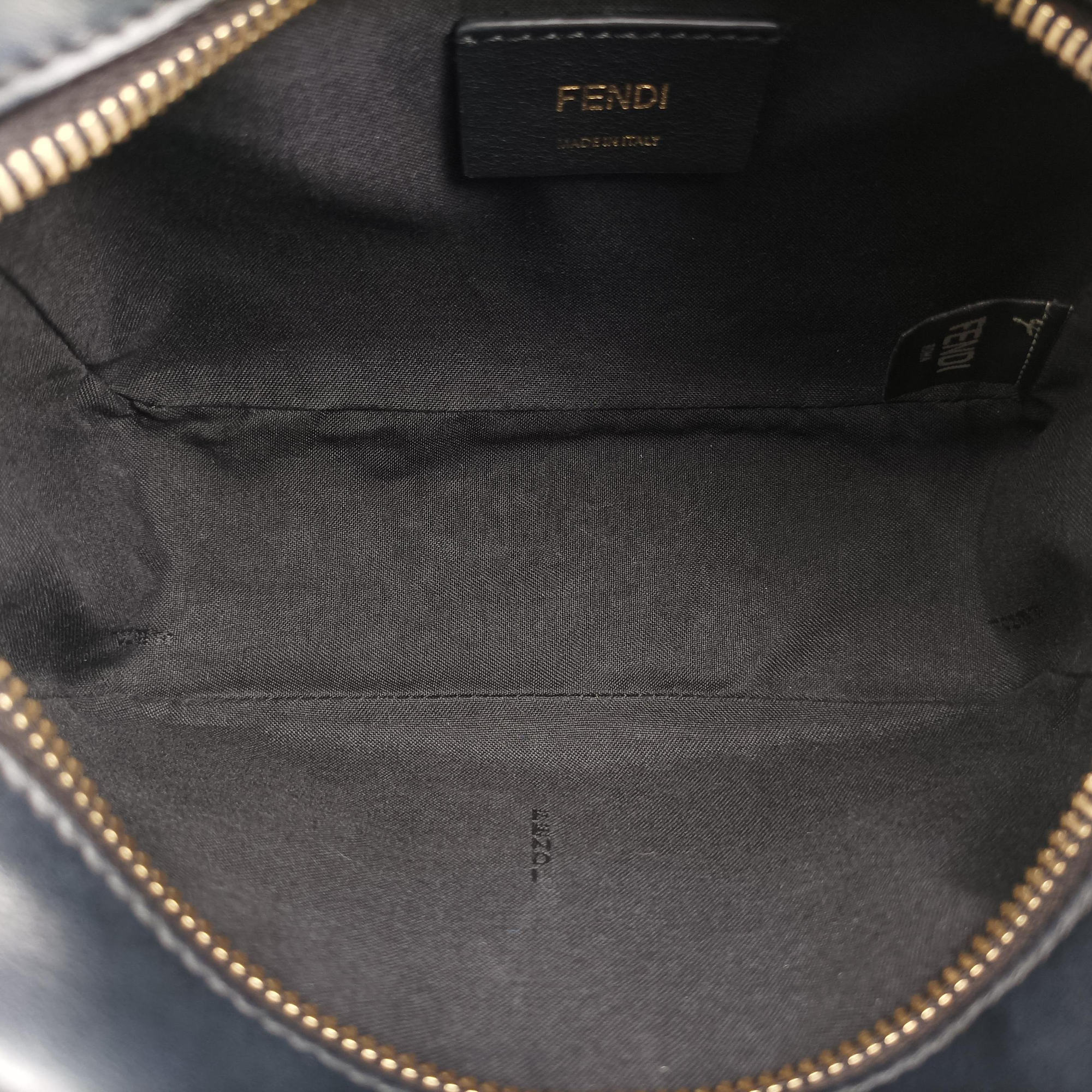 Vintage Fendi Cam Camera Brown x Black Leather 8BS019 shoulderbag | stylenewstar