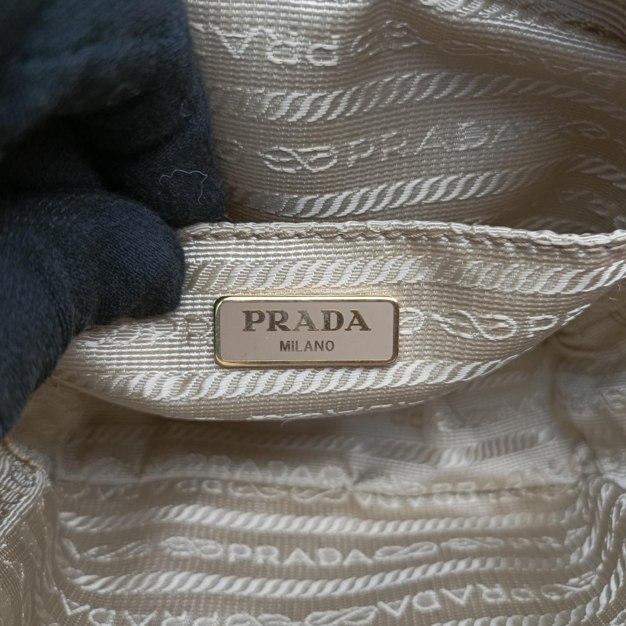 Pre-owned Prada VITELLO PHENIX camera bag Beige Leather 1N1674 shoulderbag | stylenewstar