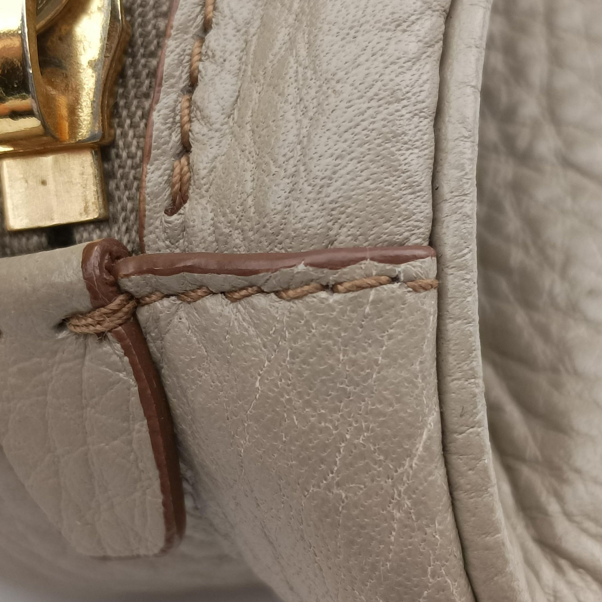 Pre-owned Prada VITELLO PHENIX camera bag Beige Leather 1N1674 shoulderbag | stylenewstar