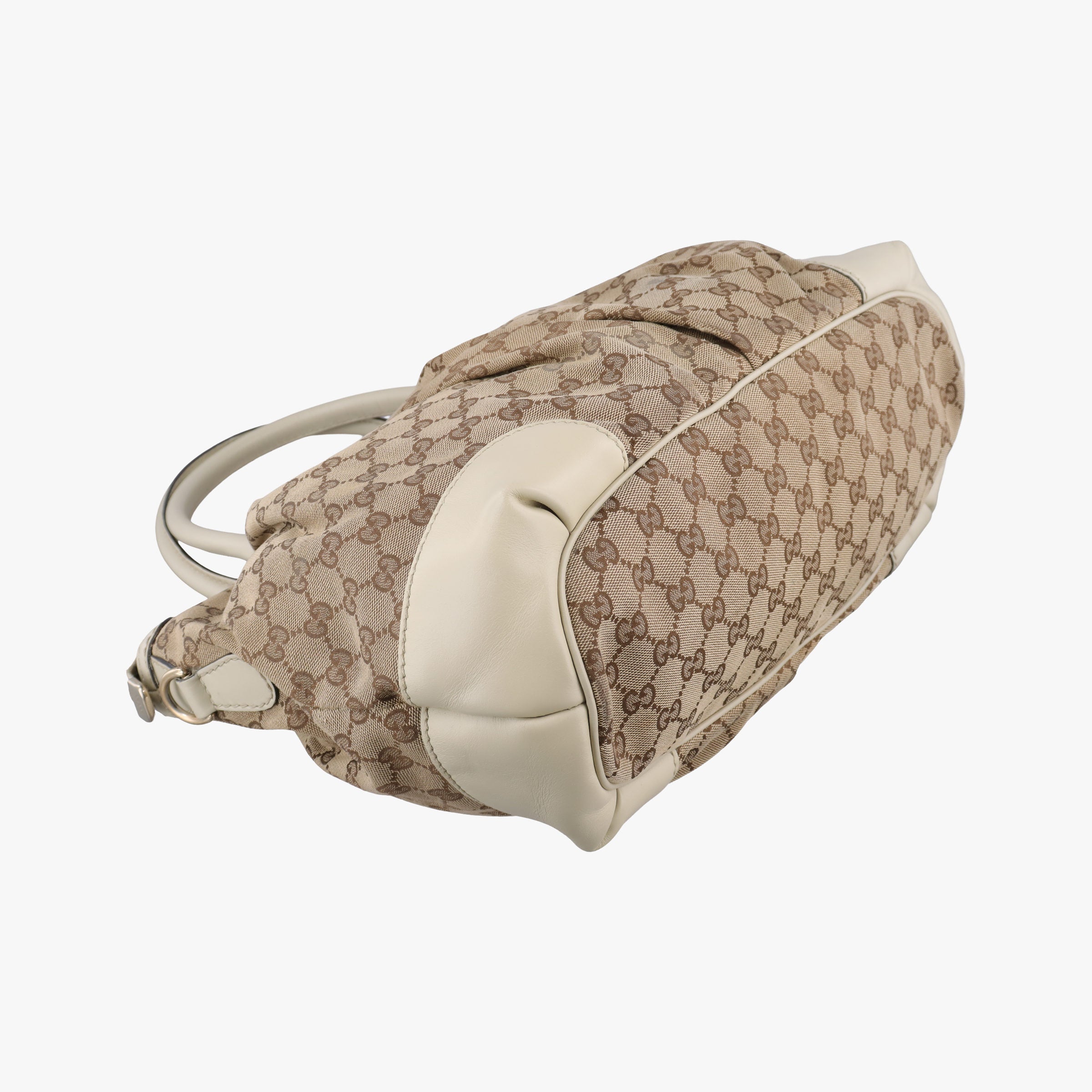Pre-owned Gucci Sukey White×Beige canvas×leather 285730 shoulderbag | stylenewstar