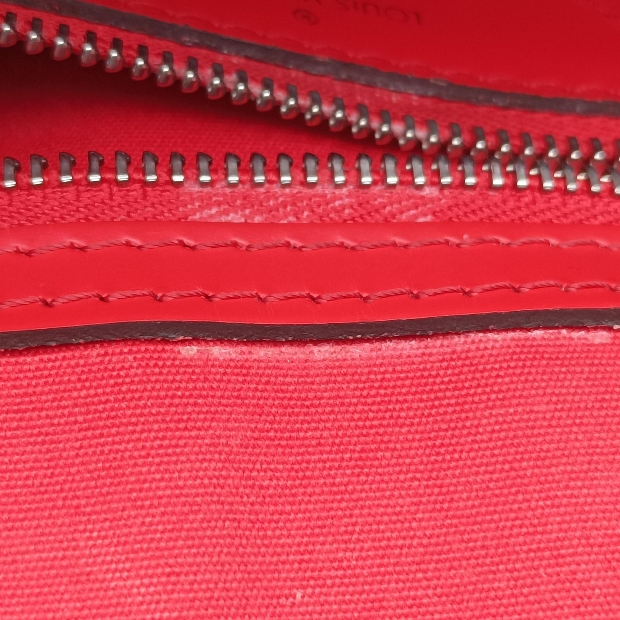 Secondhand Louis Vuitton Brea MM Rubis Epi M4030E shoulderbag | stylenewstar