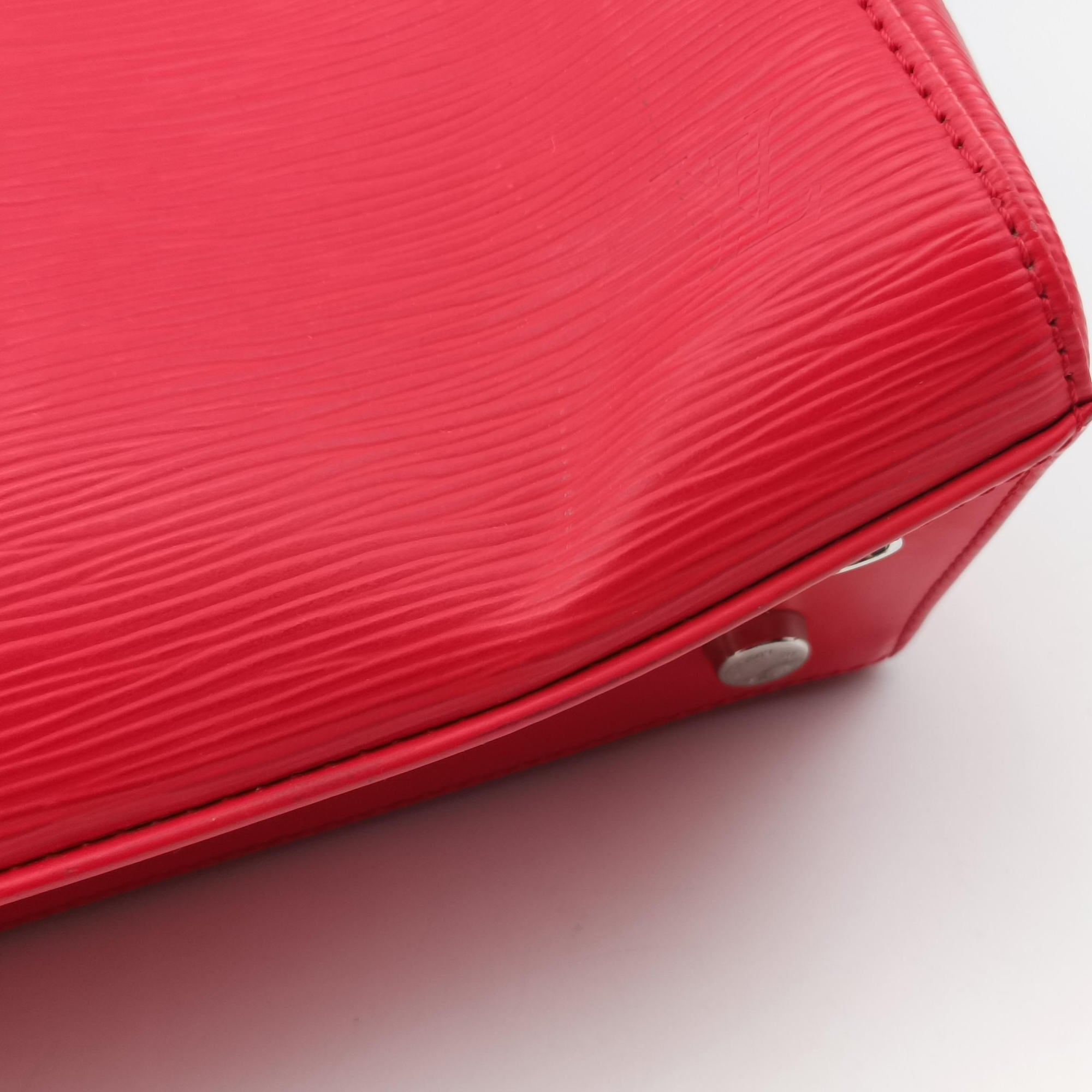 Secondhand Louis Vuitton Brea MM Rubis Epi M4030E shoulderbag | stylenewstar