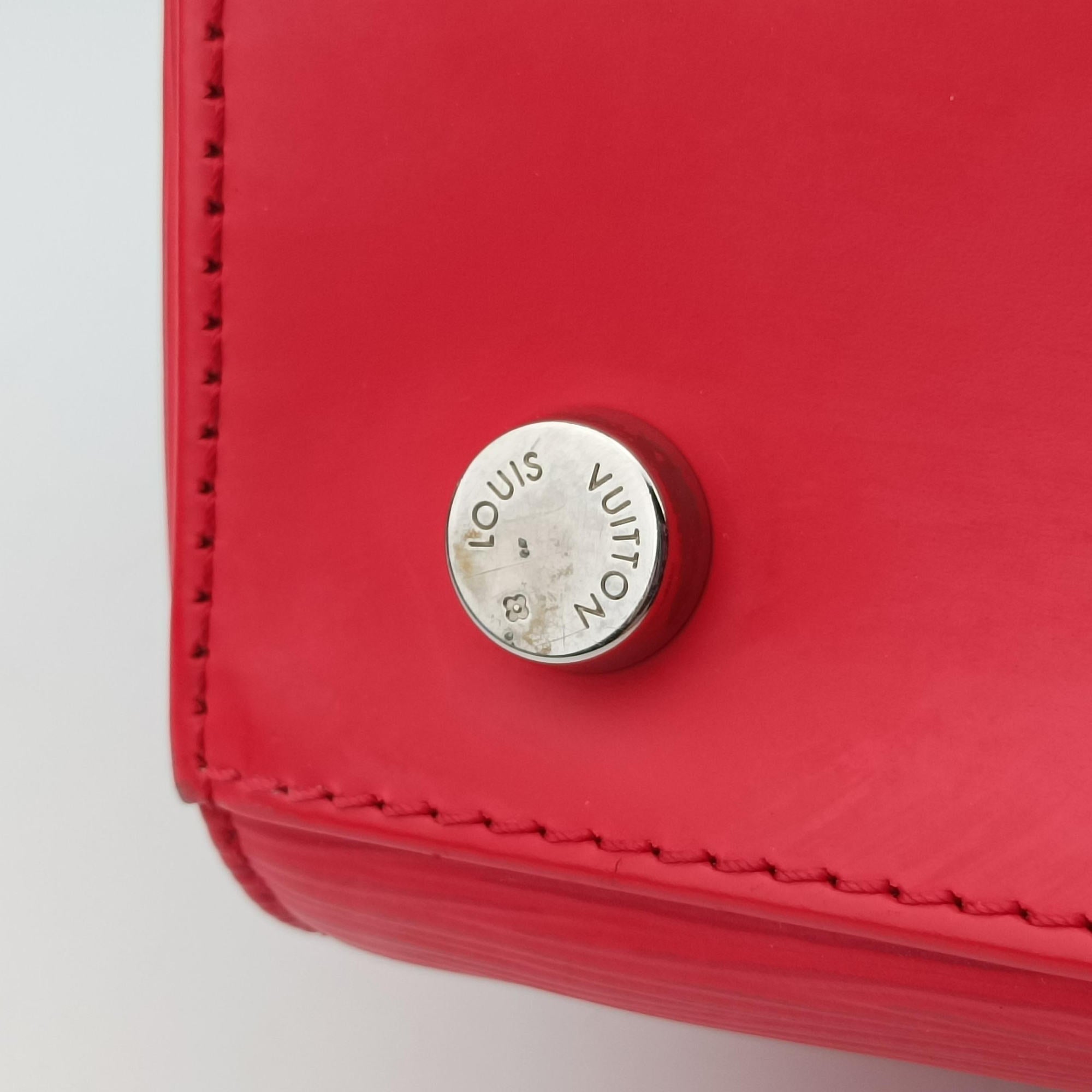 Secondhand Louis Vuitton Brea MM Rubis Epi M4030E shoulderbag | stylenewstar