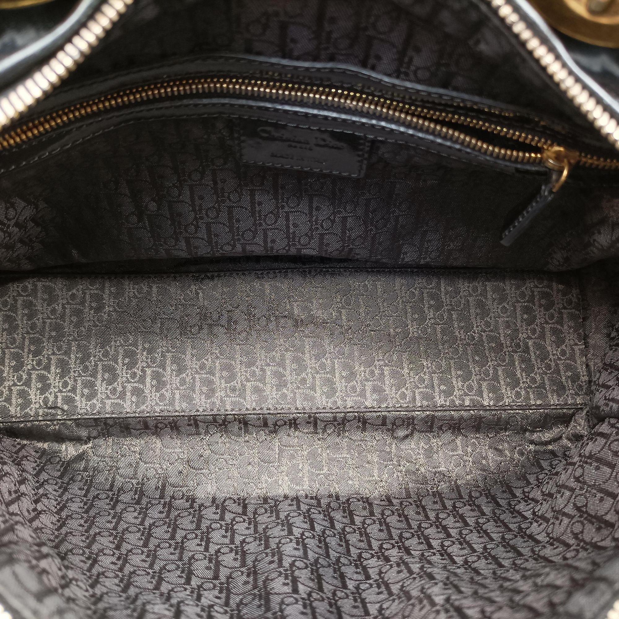 Pre-owned Christian Dior Lady Dior Black Patent  handbag | stylenewstar