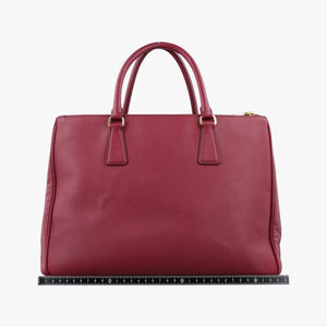 Vintage Prada Galleria Front Pocket Red SAFFIANO Leather BN2674 shoulderbag | stylenewstar