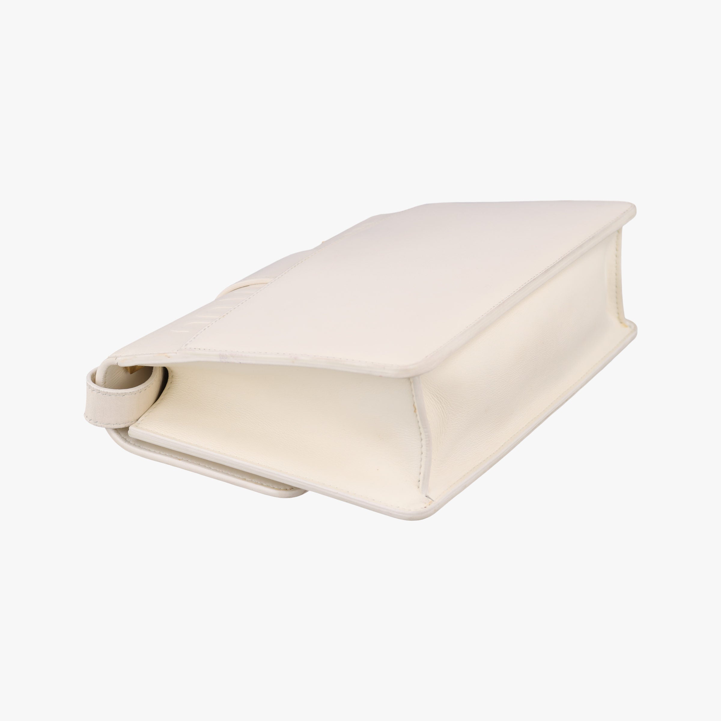 Pre-owned Christian Dior 30 Montaigne White leather  shoulderbag | stylenewstar