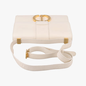Pre-owned Christian Dior 30 Montaigne White leather  shoulderbag | stylenewstar