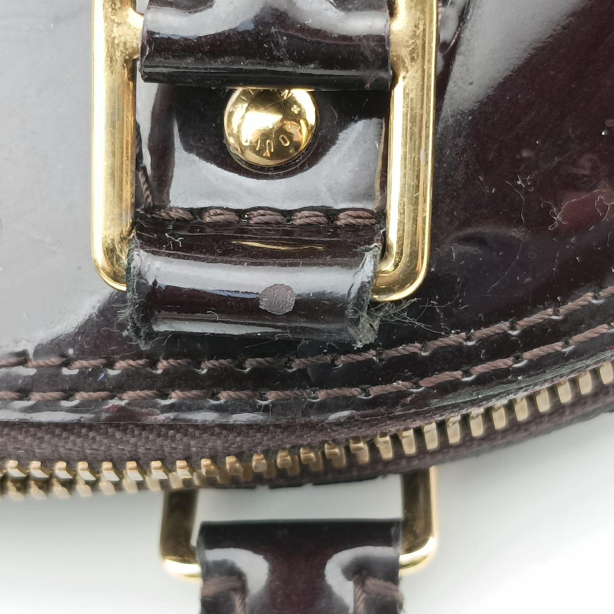 Secondhand Louis Vuitton Alma BB Amarante Vernis M91678 shoulderbag | stylenewstar