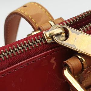 Vintage Louis Vuitton Rosewood Avenue POMME D’AMOUR Vernis M93507 shoulderbag | stylenewstar