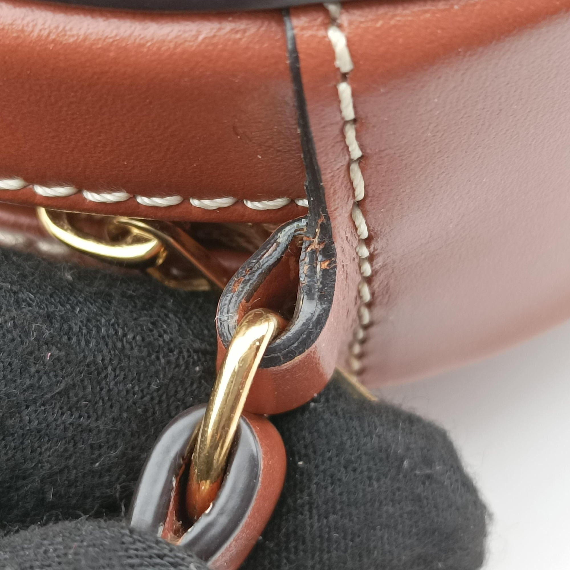 Pre-owned Celine Oval Purse Cuir Triomphe Brown Leather  shoulderbag | stylenewstar