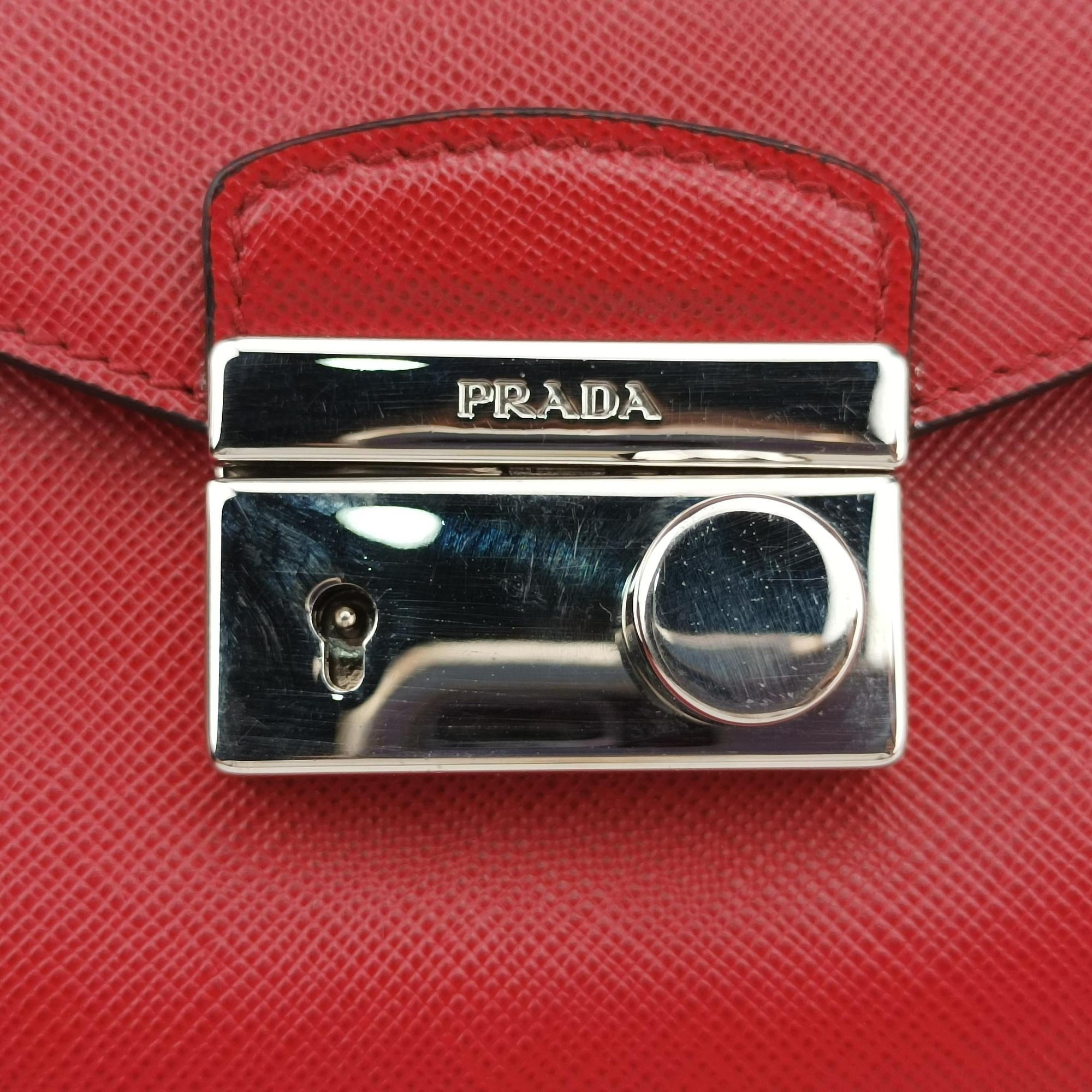 Pre-owned Prada Sound Lock Red SAFFIANO Leather BN0924 shoulderbag | stylenewstar