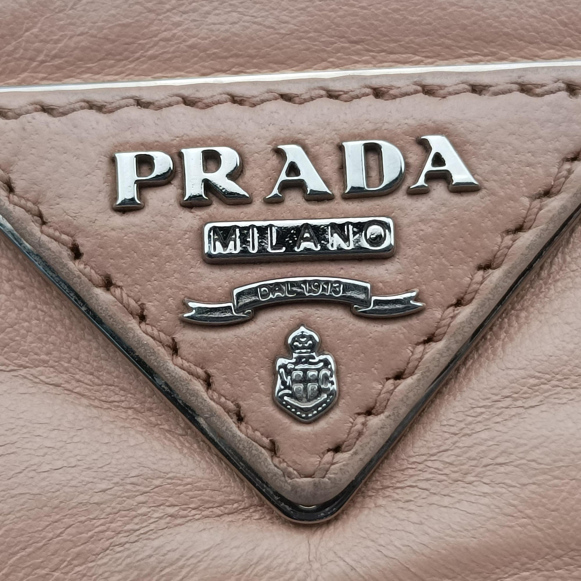 Pre-owned Prada Sound Flap Pink lambskin  shoulderbag | stylenewstar