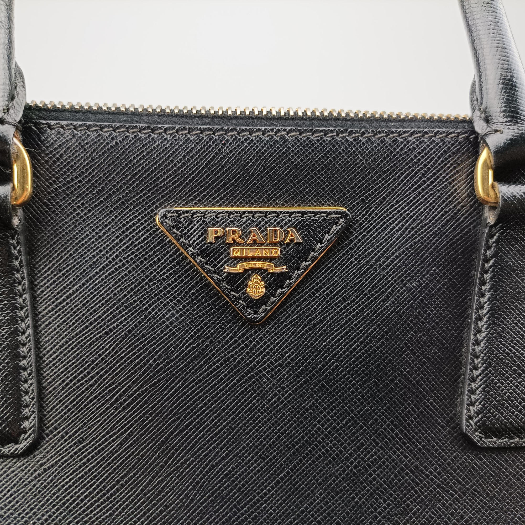 Pre-owned Prada Galleria Black SAFFIANO Leather BN2274 shoulderbag | stylenewstar
