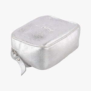 Secondhand Yves Saint Laurent Lou camera Silver Leather 527096 shoulderbag | stylenewstar