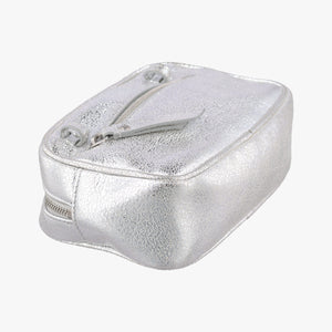 Secondhand Yves Saint Laurent Lou camera Silver Leather 527096 shoulderbag | stylenewstar