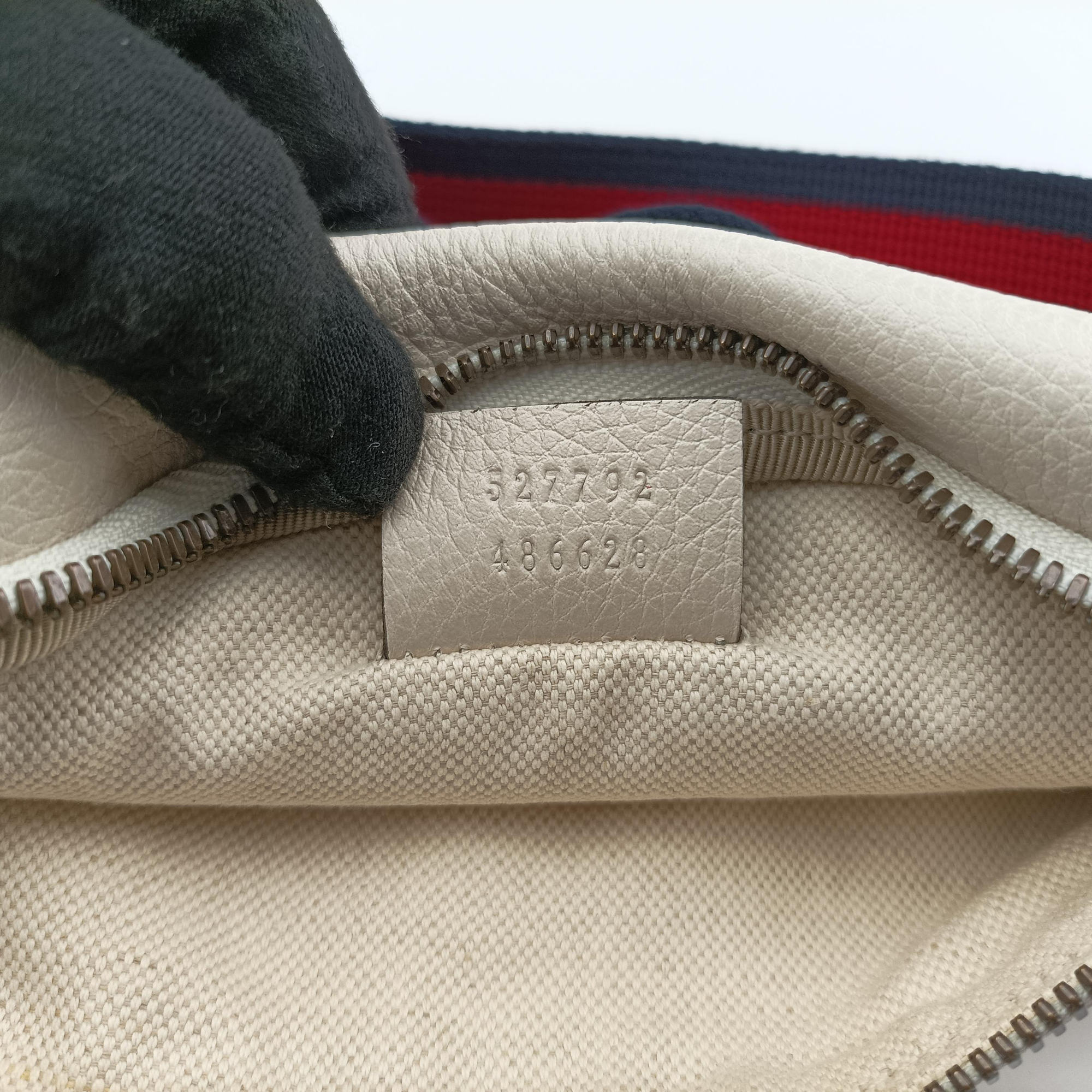 Pre-owned Gucci Print White Leather 527792 bum bag/waist bag | stylenewstar