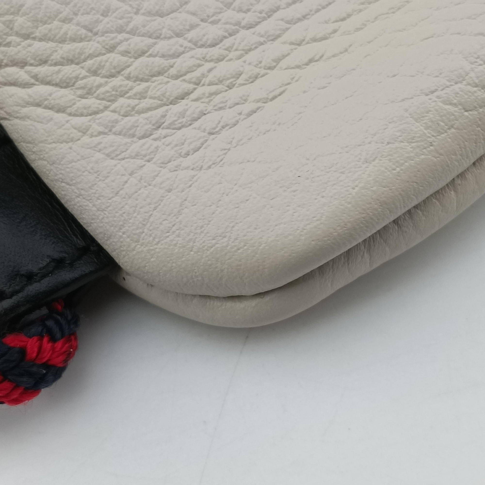 Pre-owned Gucci Print Drawstring White Leather 516639 backpack/rucksack | stylenewstar