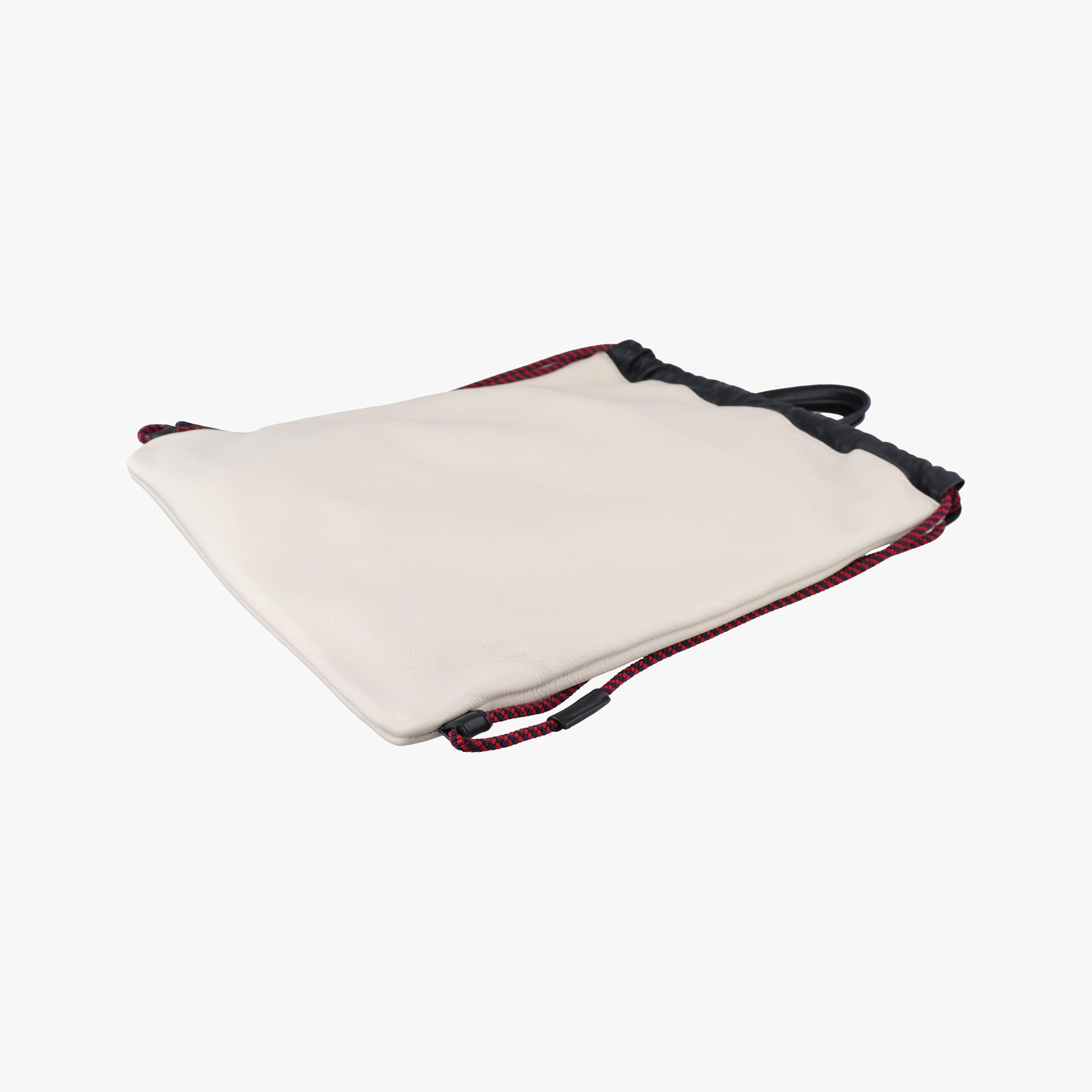 Pre-owned Gucci Print Drawstring White Leather 516639 backpack/rucksack | stylenewstar