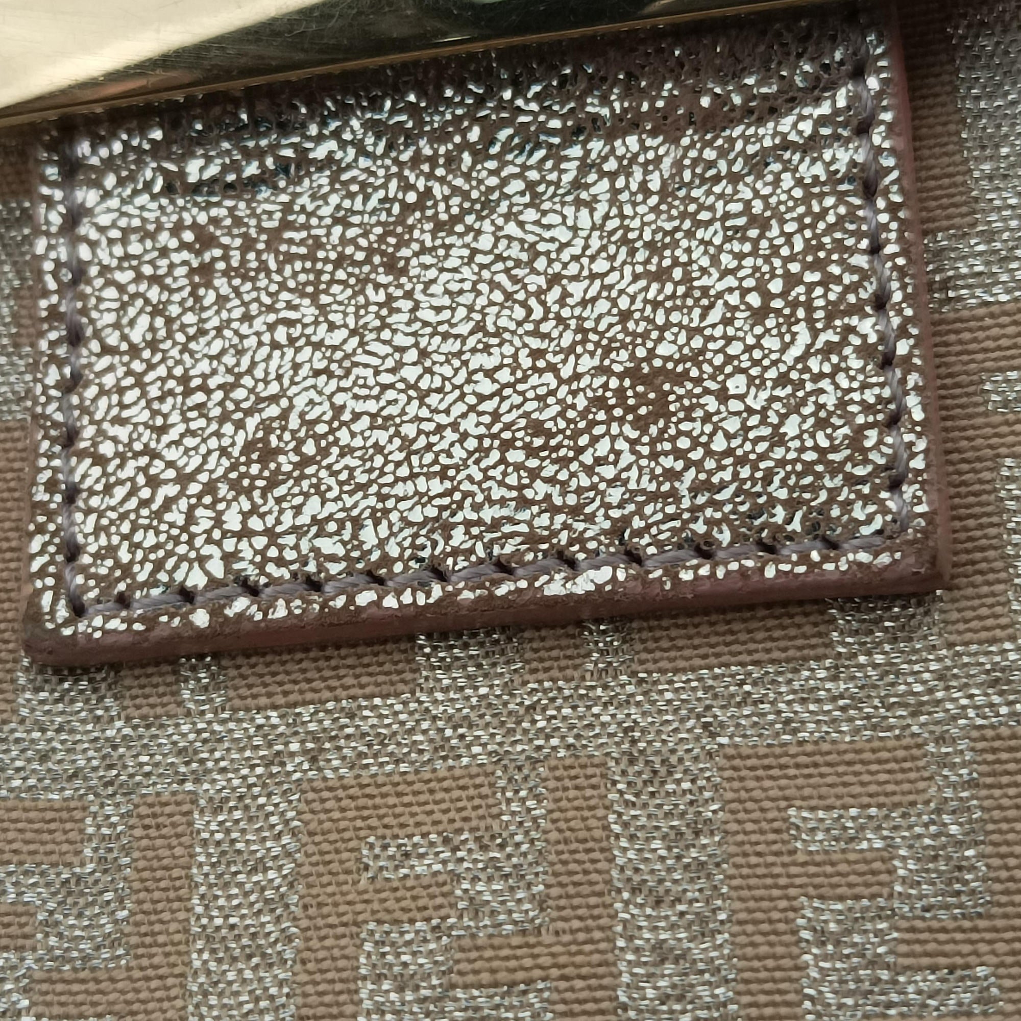 Pre-owned Fendi Baguette Beige × Silver×Pink canvas 8BR180 shoulderbag | stylenewstar