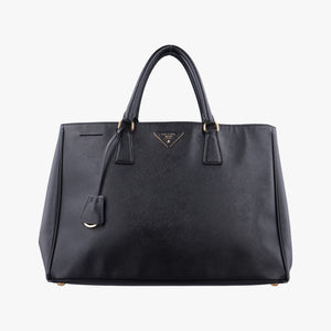 Pre-owned Prada Galleria Black SAFFIANO Leather BN2274 handbag | stylenewstar