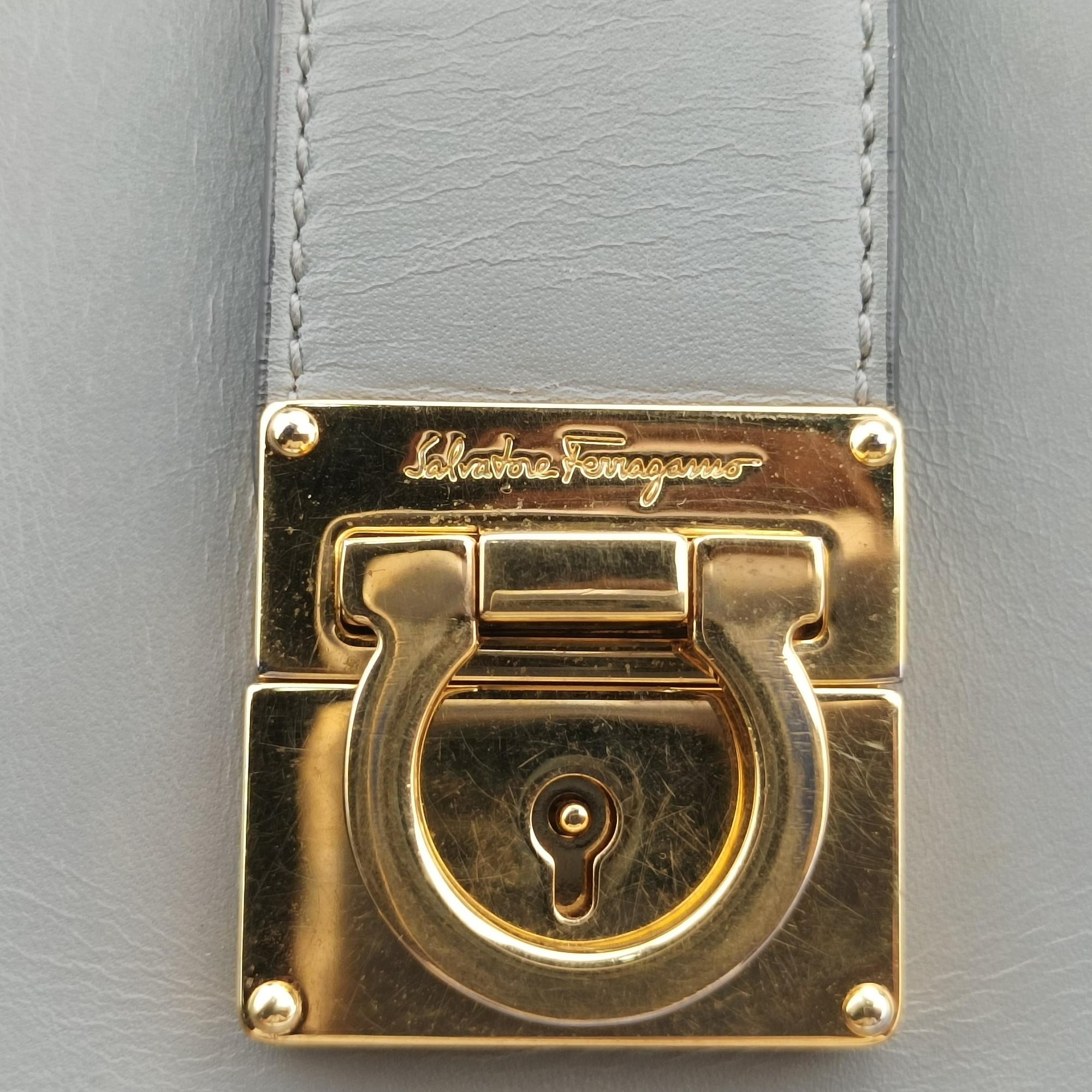 Pre-owned Ferragamo Gancini Juliet Grey leather  handbag | stylenewstar