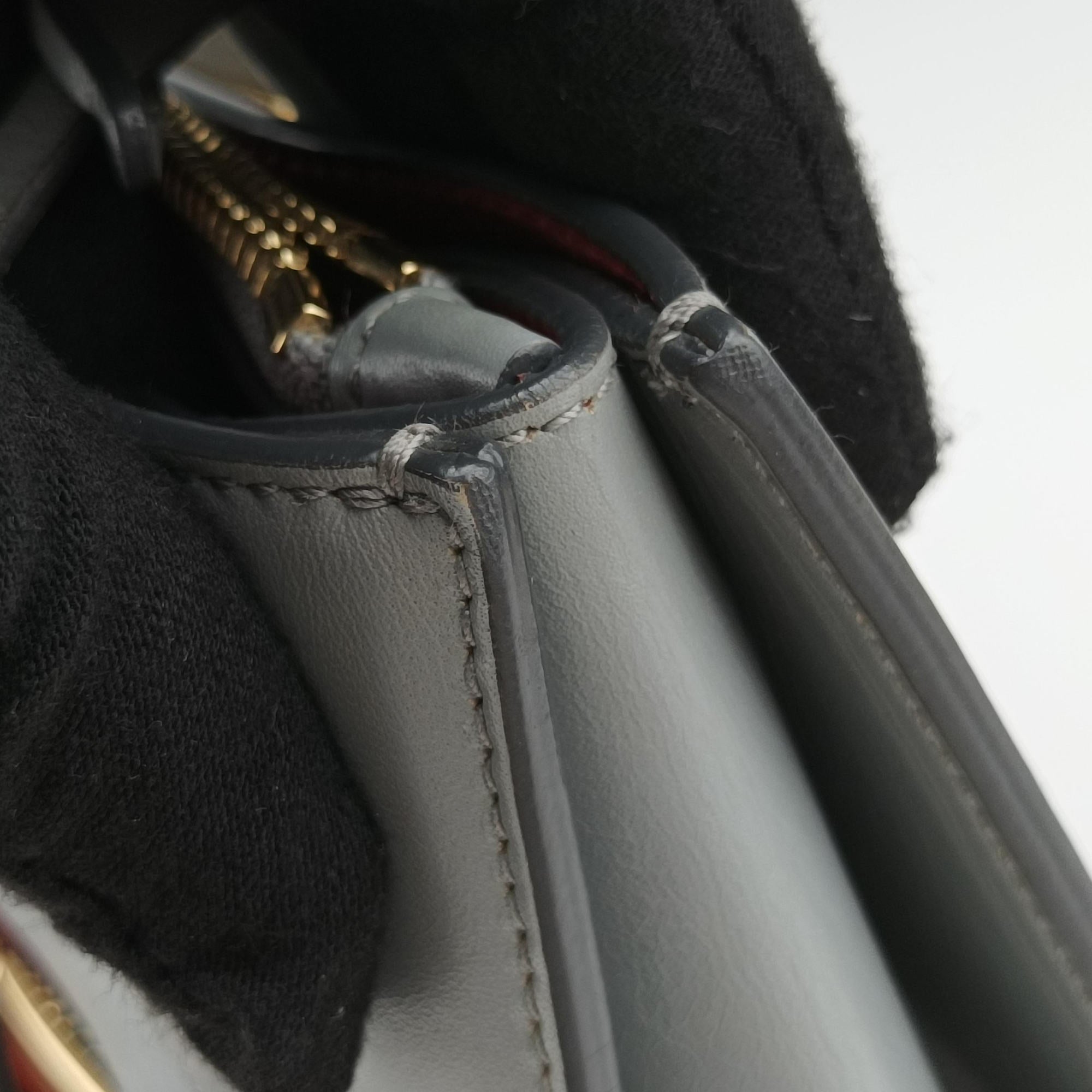 Pre-owned Ferragamo Gancini Juliet Grey leather  handbag | stylenewstar