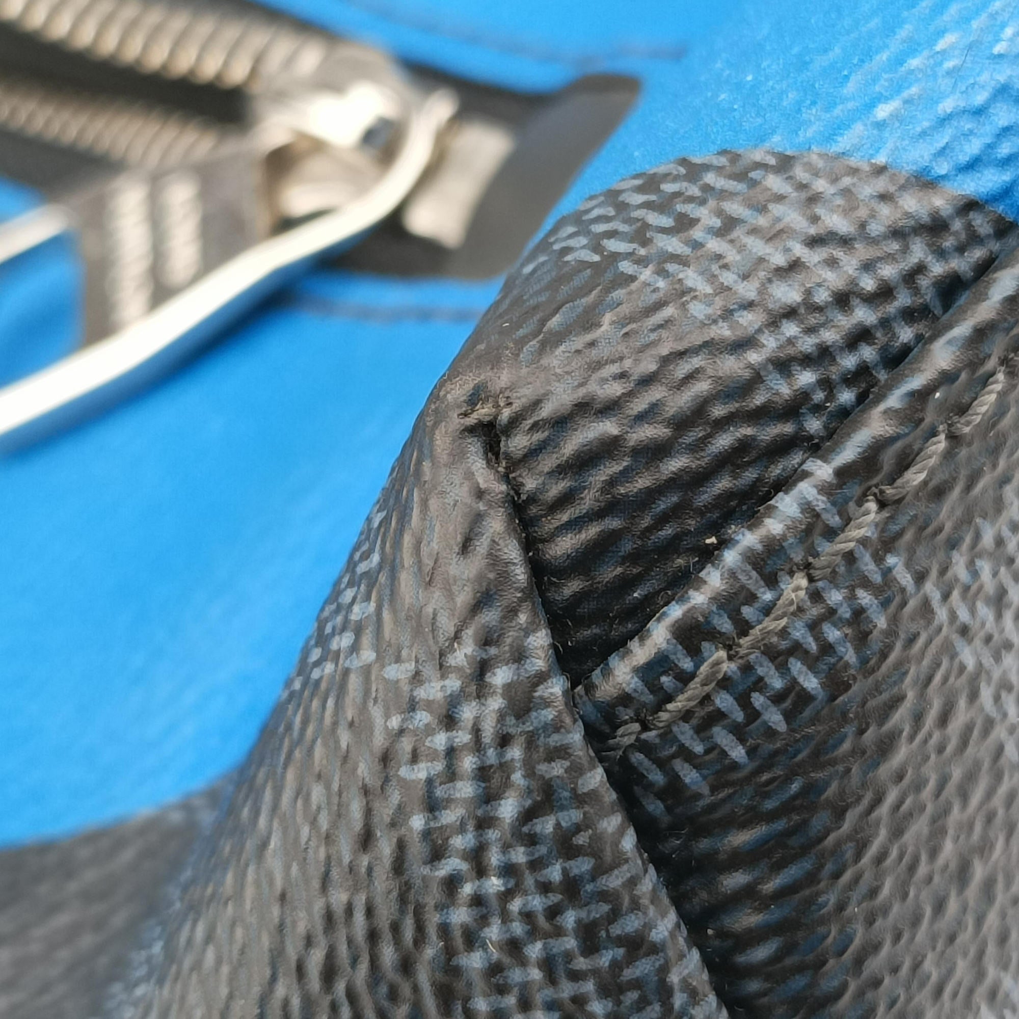 Pre-owned Louis Vuitton Mick PM America's Cup Limited Damier Cobalt × Tri-Color Coated Canvas × Leather N41639 shoulderbag | stylenewstar