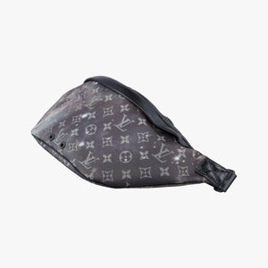 Secondhand Louis Vuitton Discovery Black×multicolor Monogram Galaxy M44444 bum bag/waist bag | stylenewstar